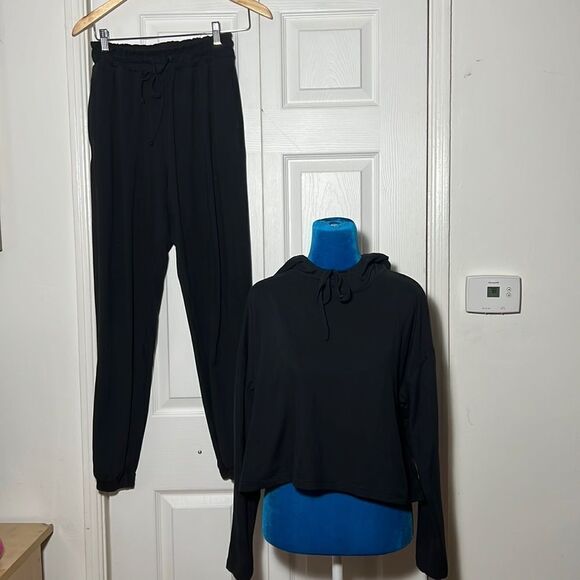 girlfriend collective Pants - Girlfriend Collective Set Cropped‎ Hoodie and Jogger XS Excellent Condtion Soft